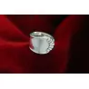 Ein weiterer Besteckring mit 7 Zehen R140